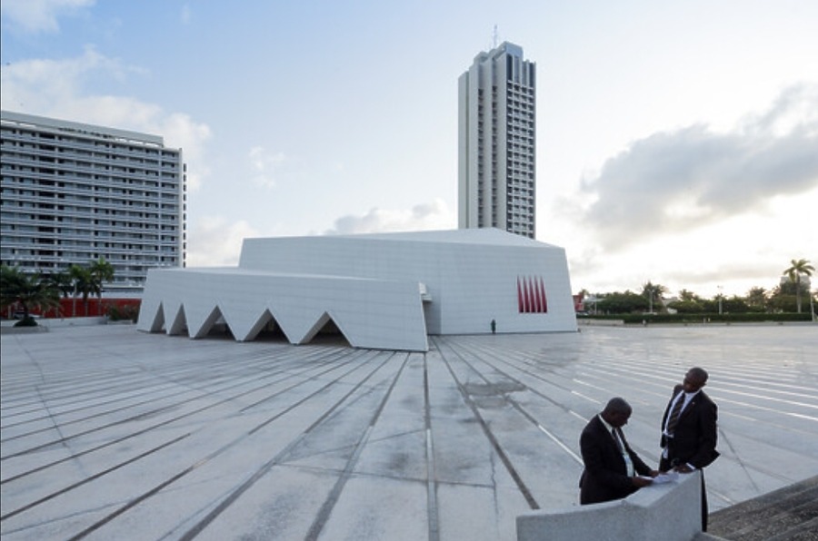 Hotel Ivoire Intercontinental Tower I by Iwan Baan