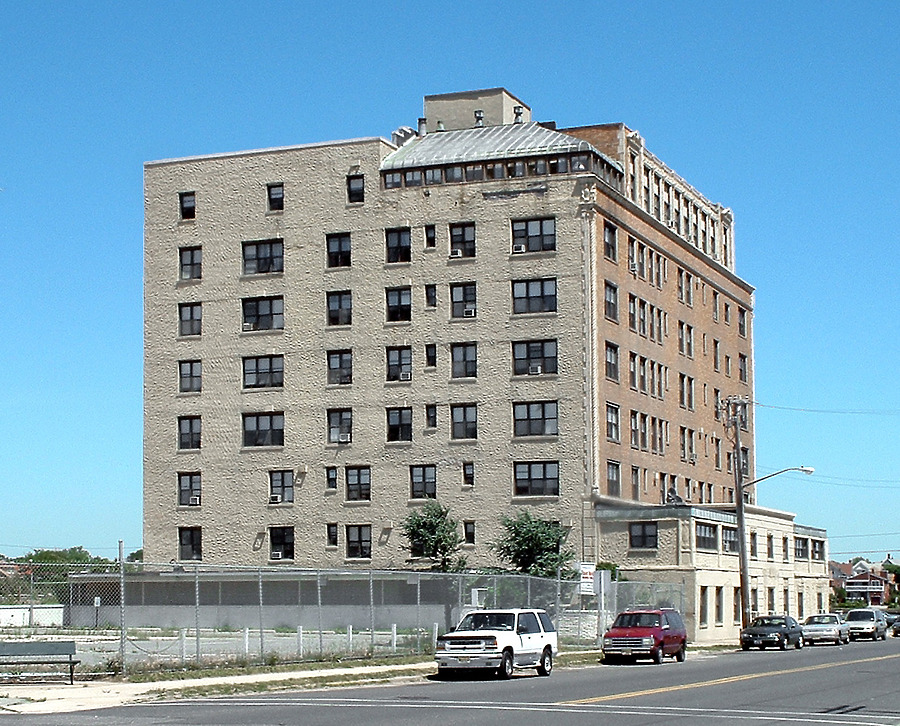Kingsley Arms Apartments by John Cahill