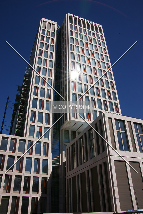 Hochhaus Volkswohl Bund by Nephilim