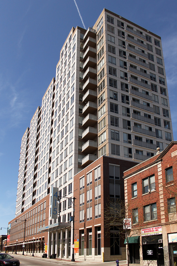 415 Premier Apartments by Daniel Kieckhefer