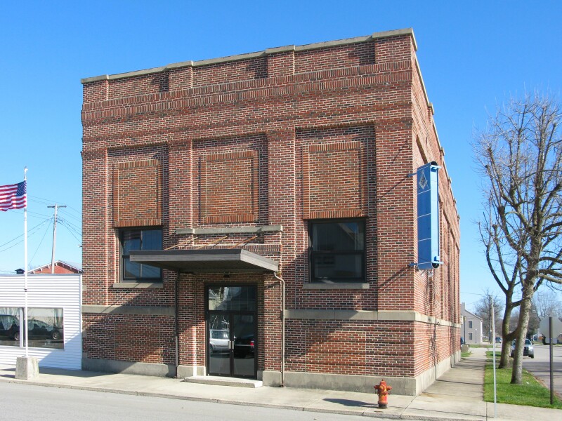 935-015-738