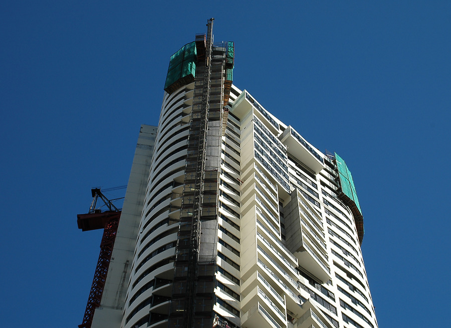 Meriton Tower by John Bek