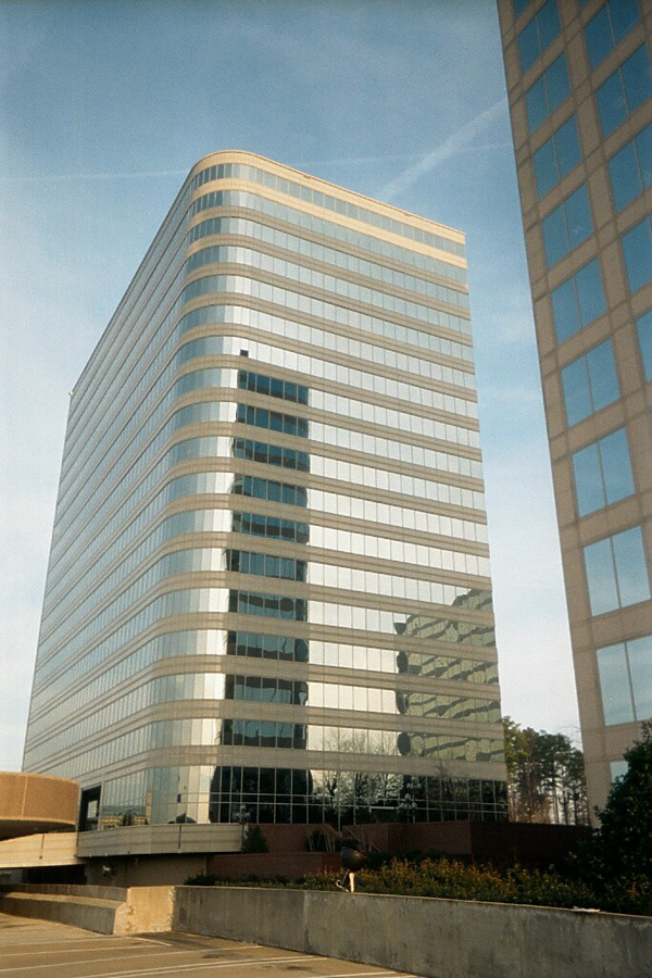 Galleria 400 by Marshall Gerometta