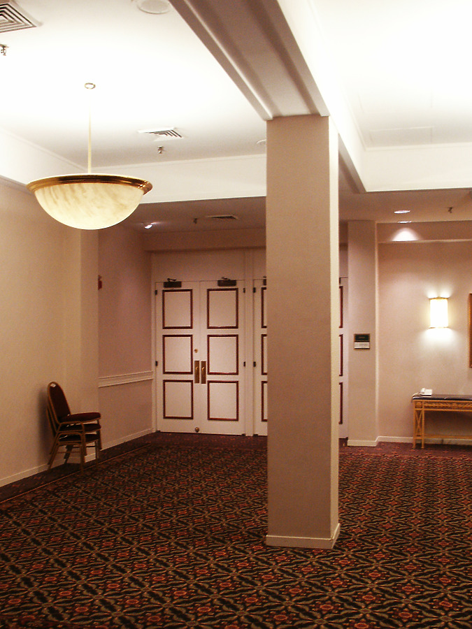 Doubletree Northshore by Daniel Kieckhefer