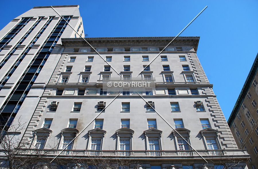 998 5th Avenue by Royce Douglas