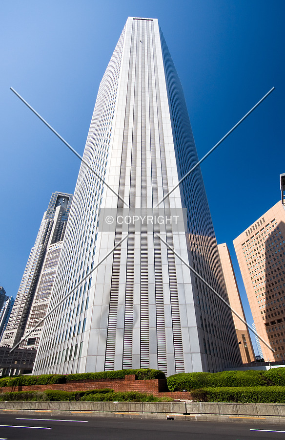 Shinjuku Sumitomo Building by Serdica