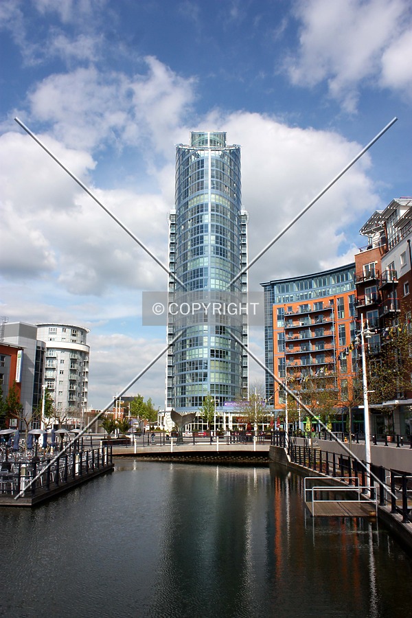 1 Gunwharf Quays by Neil Nickolds