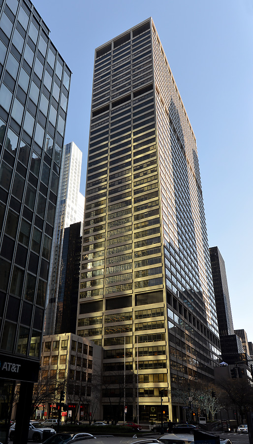 345 Park Avenue by John W. Cahill