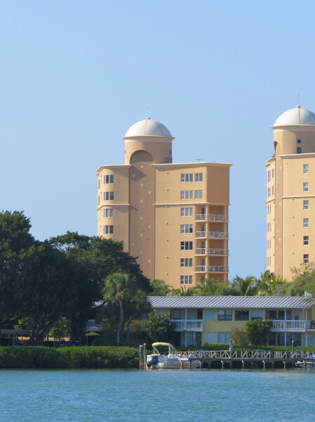 Vista Bay Point - West Tower