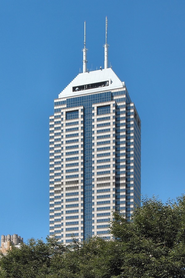 Salesforce Tower by James Peacock
