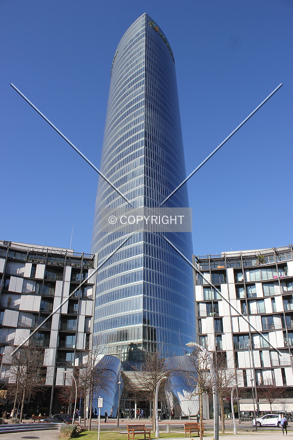 Torre Iberdrola by Florian Barbier