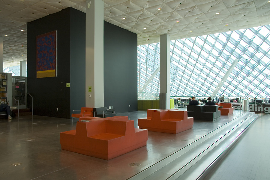 Seattle Central Library by Pavel Toczynski
