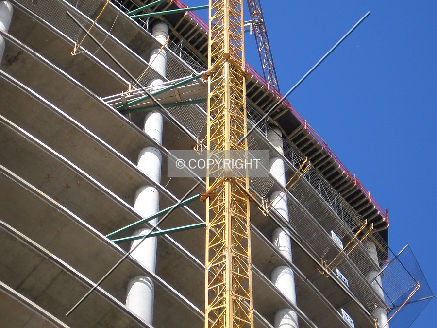 Torre Repsol YPF by Maximiliano Buono