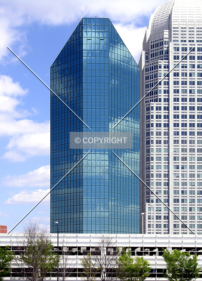 BB&T Financial Center by Chris Patriarca