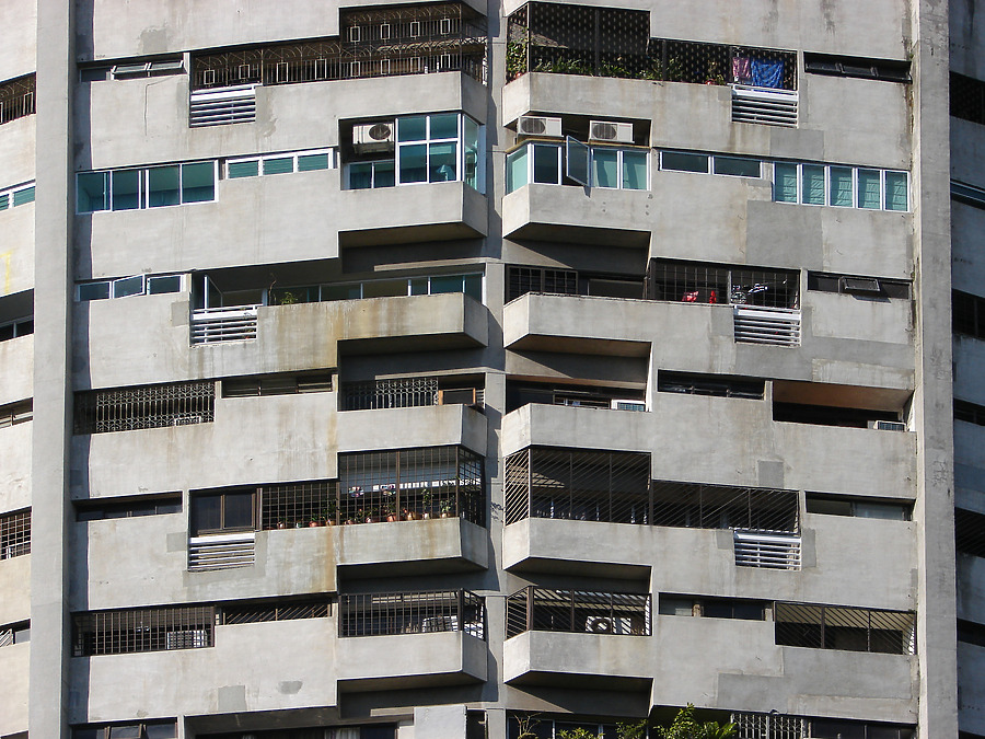 Pearl Bank Apartments by Horst Kiechle