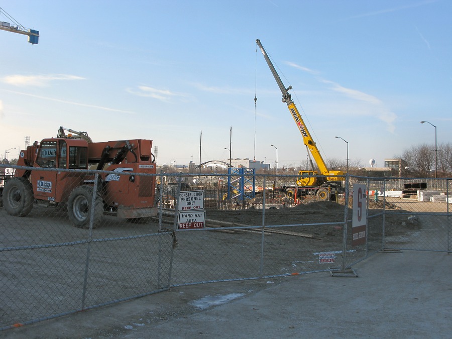 Courtyard/SpringHill Suites Indianapolis Downtown by James Peacock