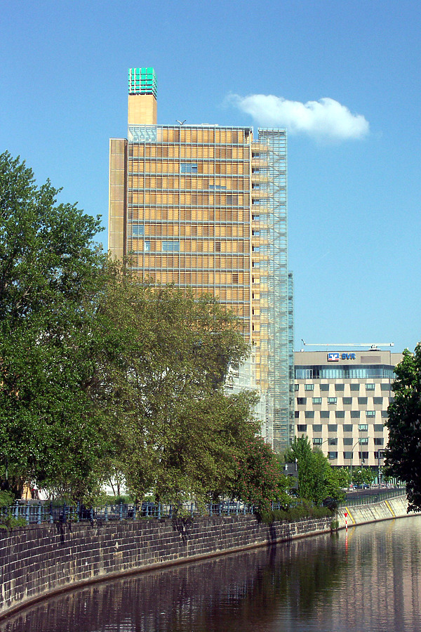 Debis Tower by Nate Lindsey