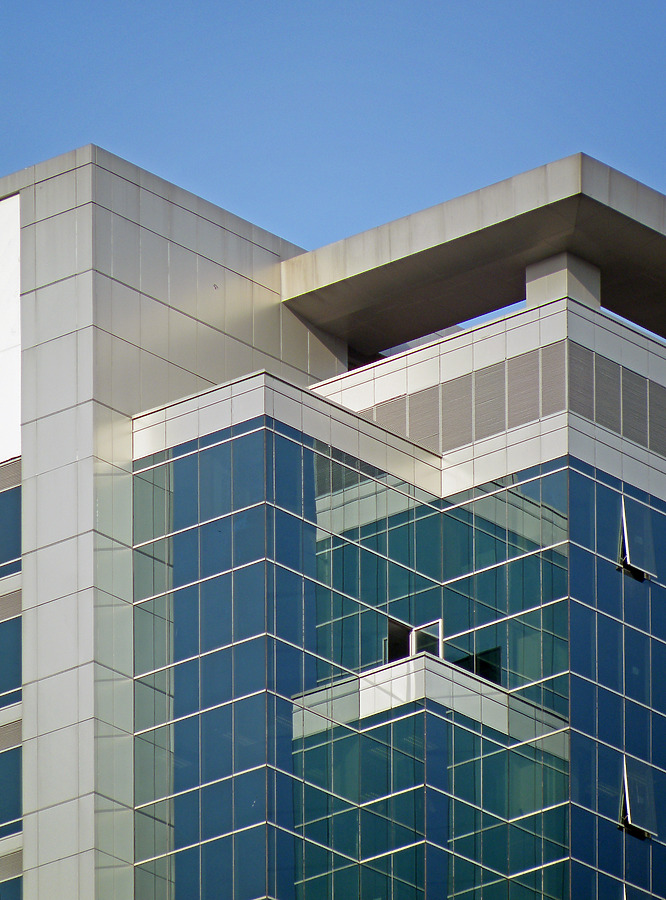 Chamchuri Office Tower by Horst Kiechle