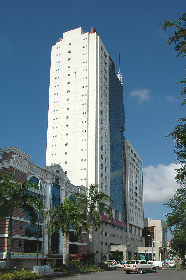 Gateway Kuching & Somerset Apartments by John Bek