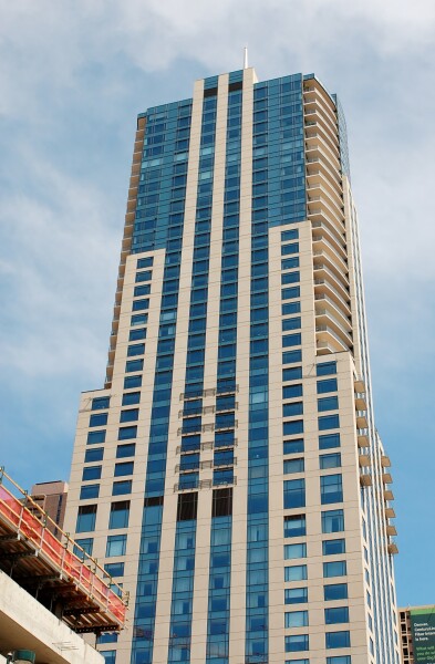 942-099-935