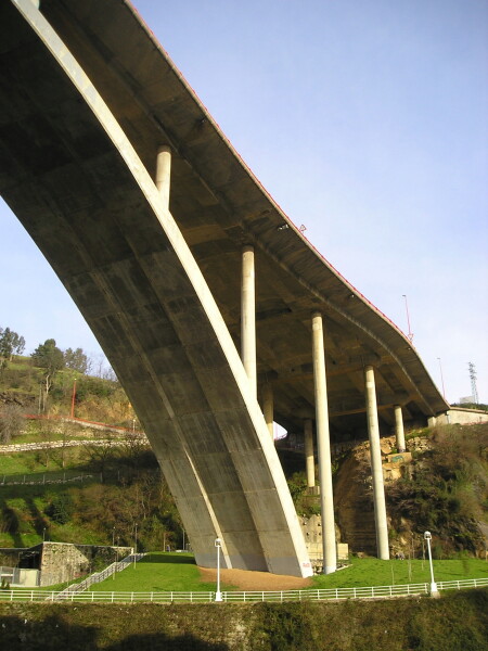Puente de Miraflores