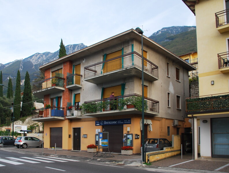 Via Zanardelli 40