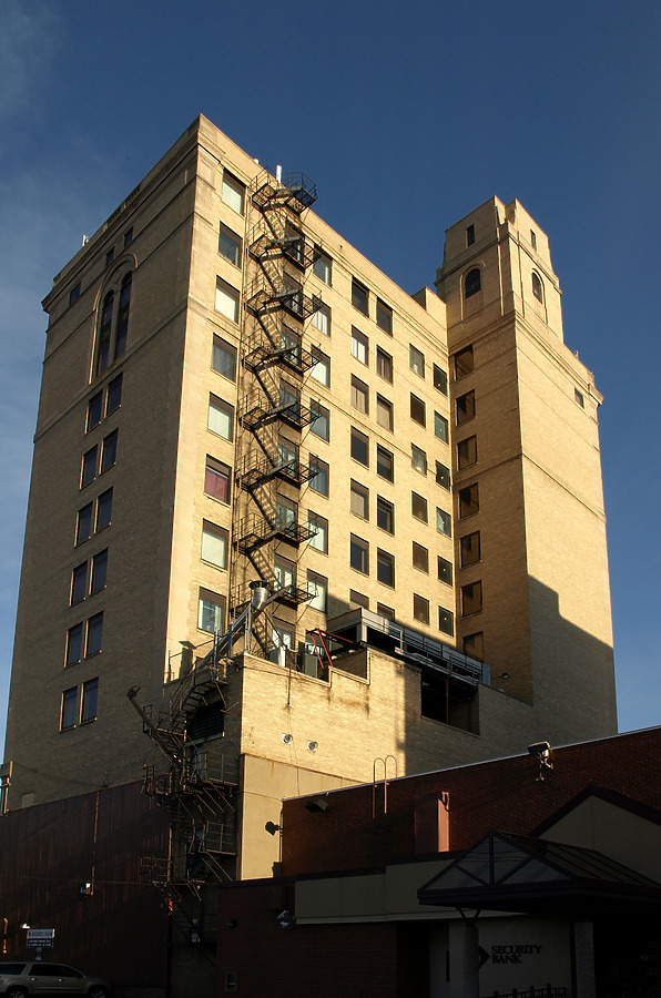 Ridgely Building by Marshall Gerometta