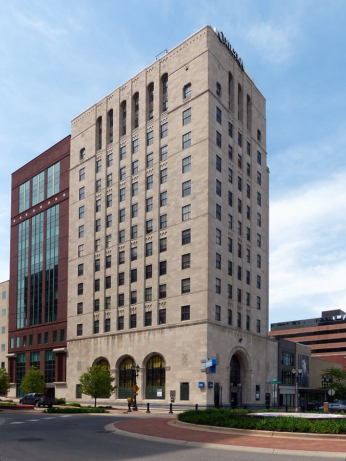 Comerica Bank Building by Nate Lindsey