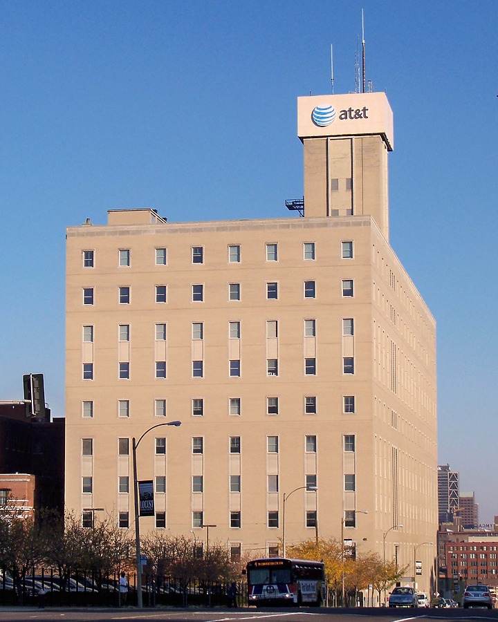 AT&T Toll Building by Ryan Hildebrand