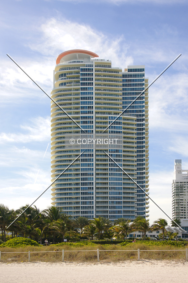 Continuum on South Beach, South Tower by Nephilim
