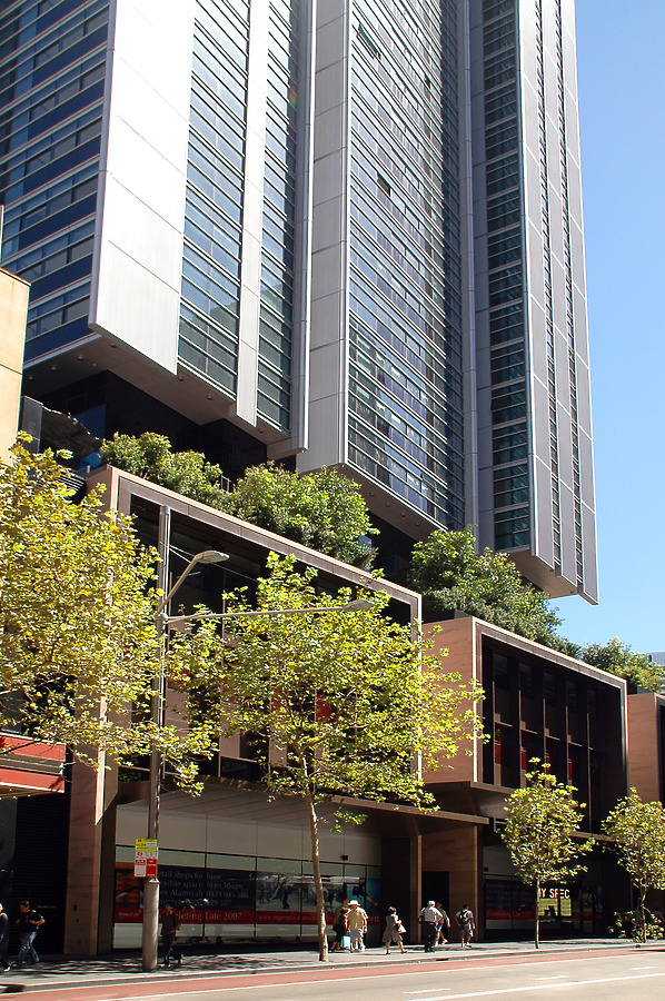 Lumière Residences by John Bek