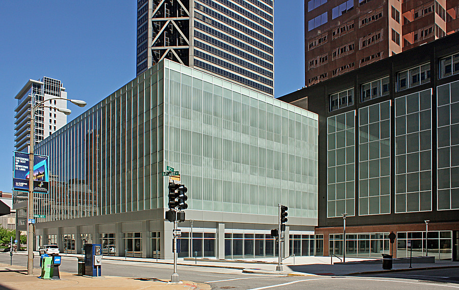 600 Washington by Ryan Hildebrand