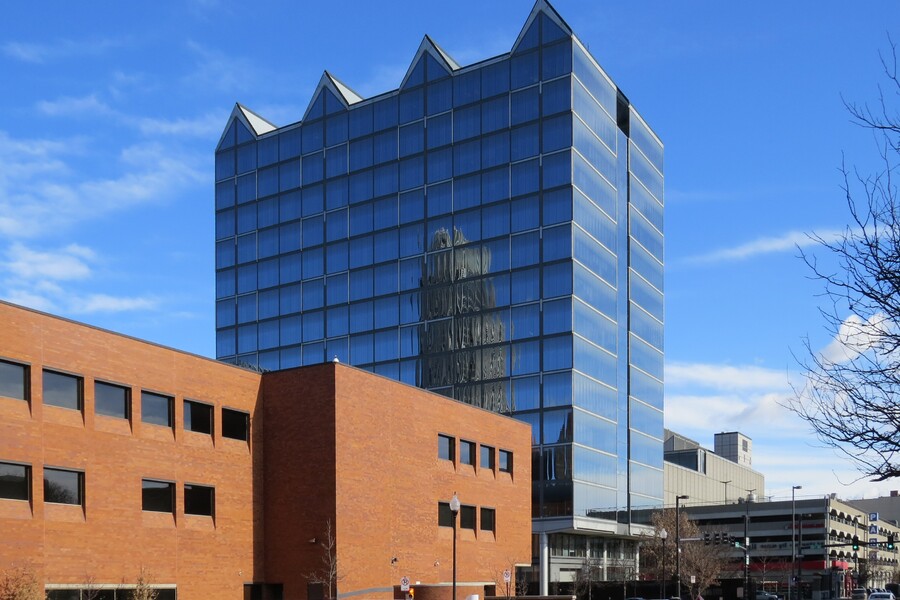 1200 Landmark Center