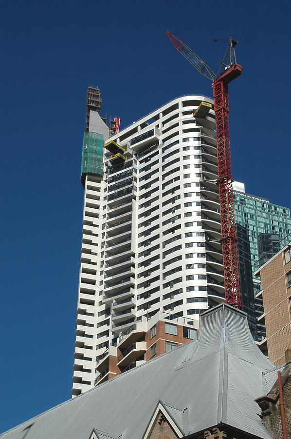 Meriton Tower by John Bek