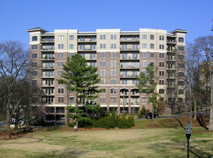 2600 Highland