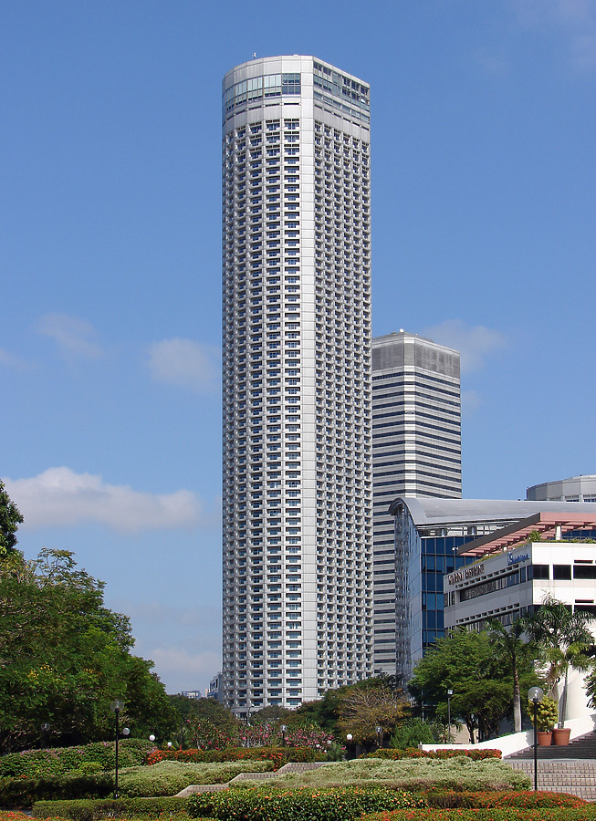 Swissôtel The Stamford by Horst Kiechle