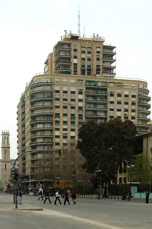 Edificio Garcerán by David Guija