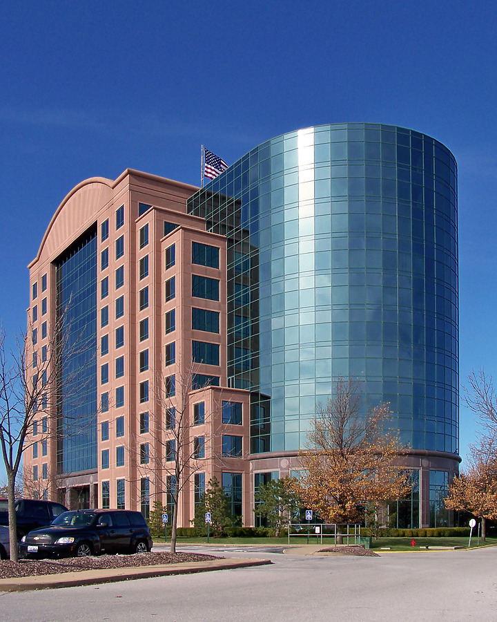 Riverport Tower by Ryan Hildebrand