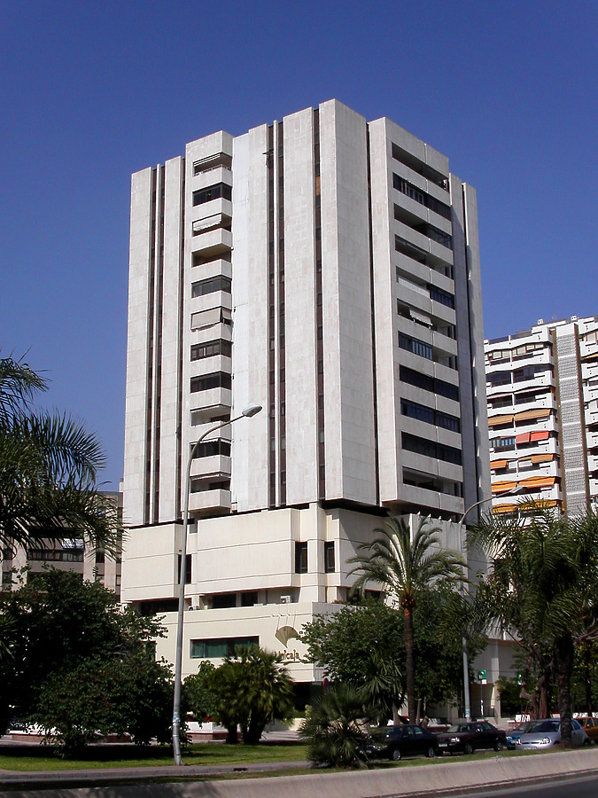 Edificio Unicaja by Cesar Serrano
