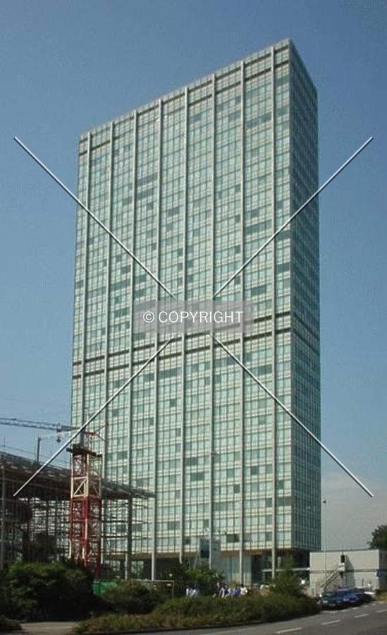 Bayer-Hochhaus by Nephilim