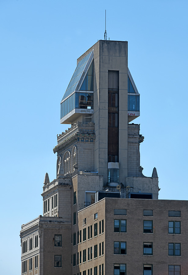 Lamar Building by John W. Cahill