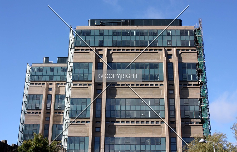 Muirhead Tower by Neil Nickolds