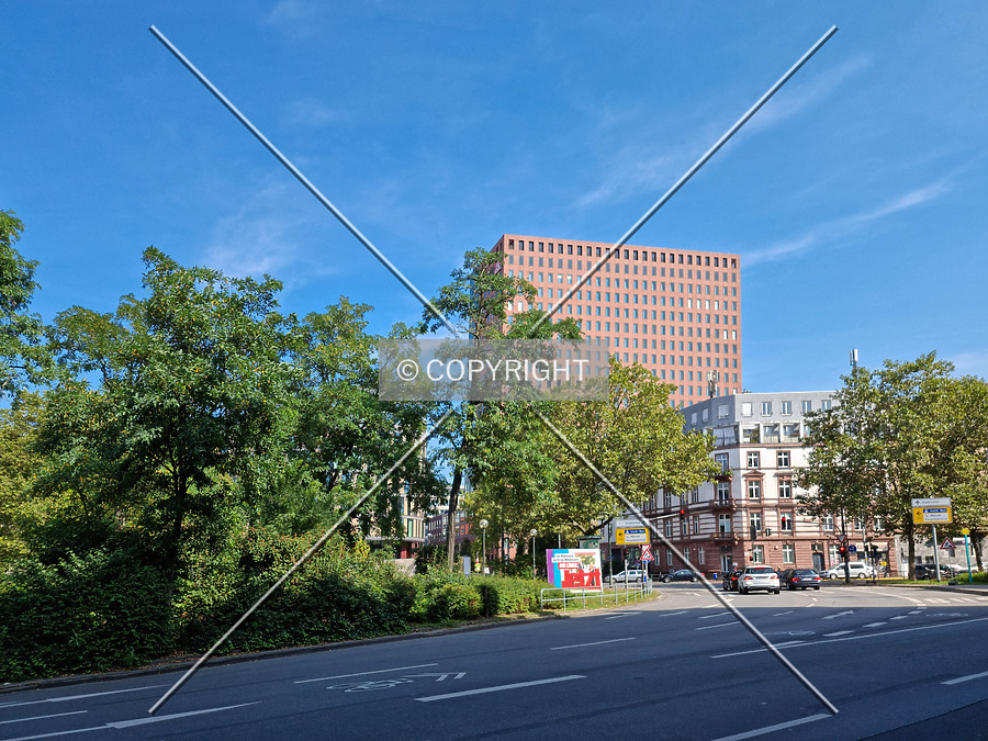 Hochhaus MainForum by Nephilim