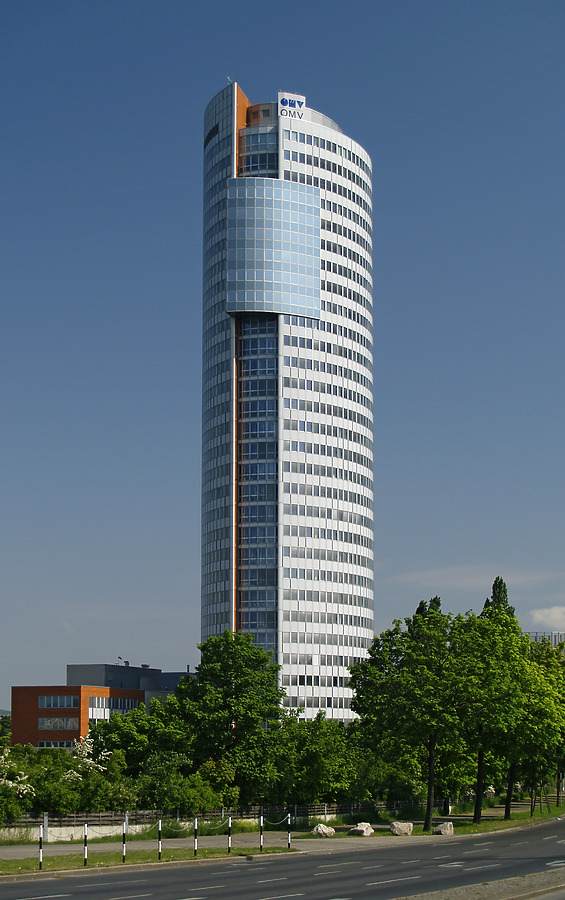 Florido Tower by Cesar Serrano