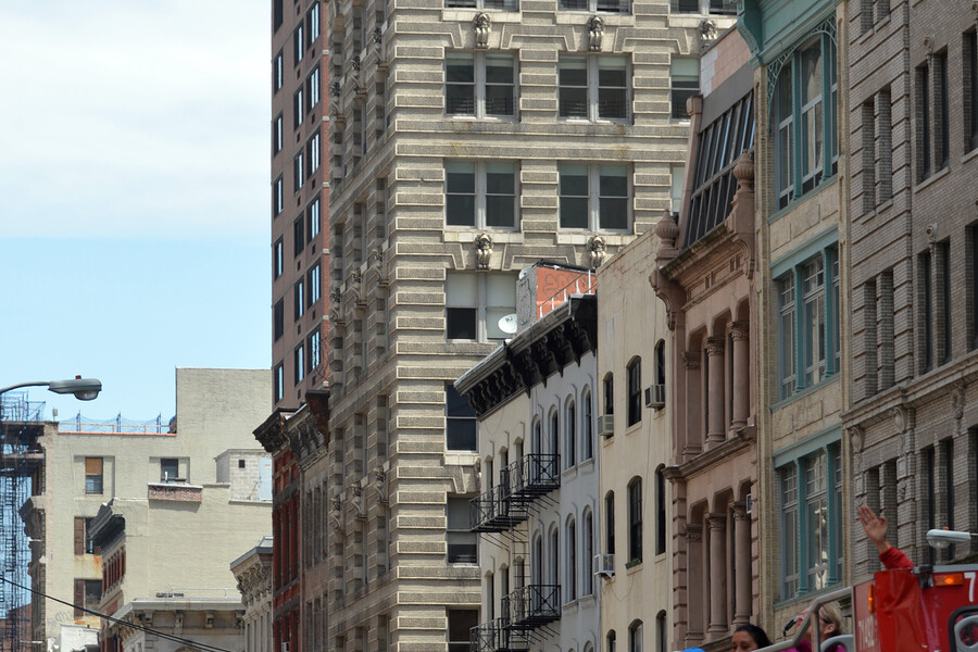 Broadway-Franklin Building