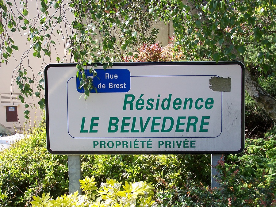 Le Belvédère by Florian Barbier