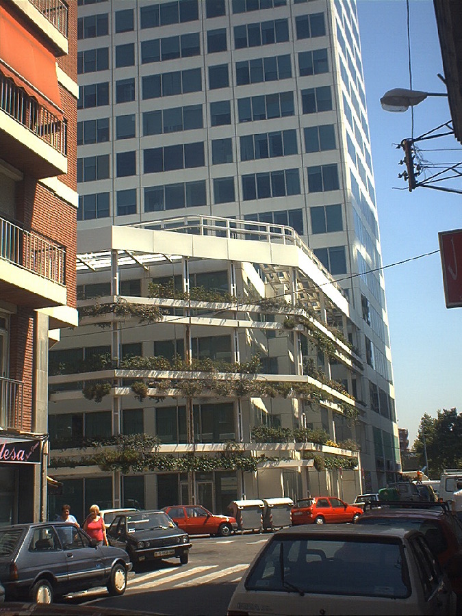 Edificio Tarragona by David Guija