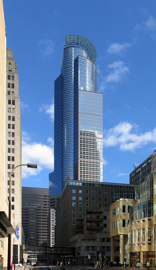 Capella Tower by Rick Bronson