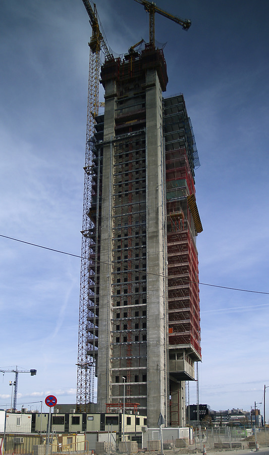 Torre Caja Madrid by Cesar Serrano
