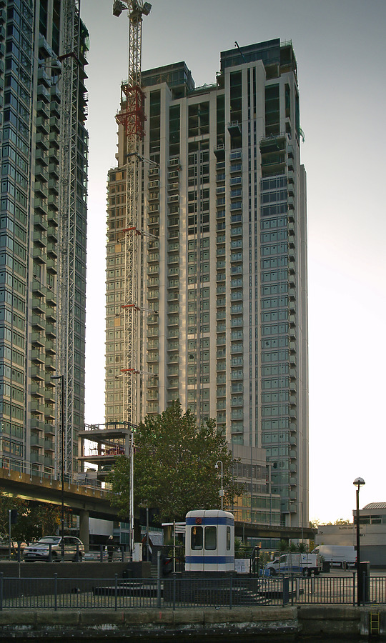 Pan Peninsula West Tower by Cesar Serrano
